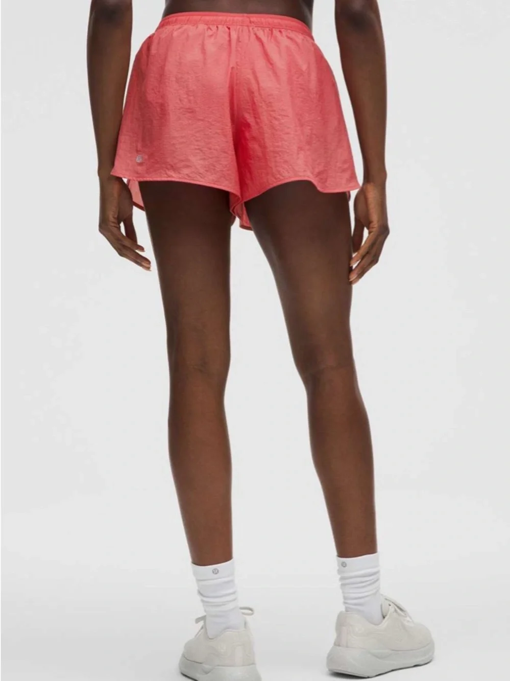 Lululemon Dolphin-Hem Mid-Rise Running Short 3